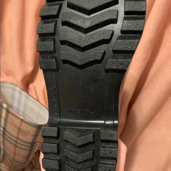 Burberry rain boot - Picture 4 of 4
